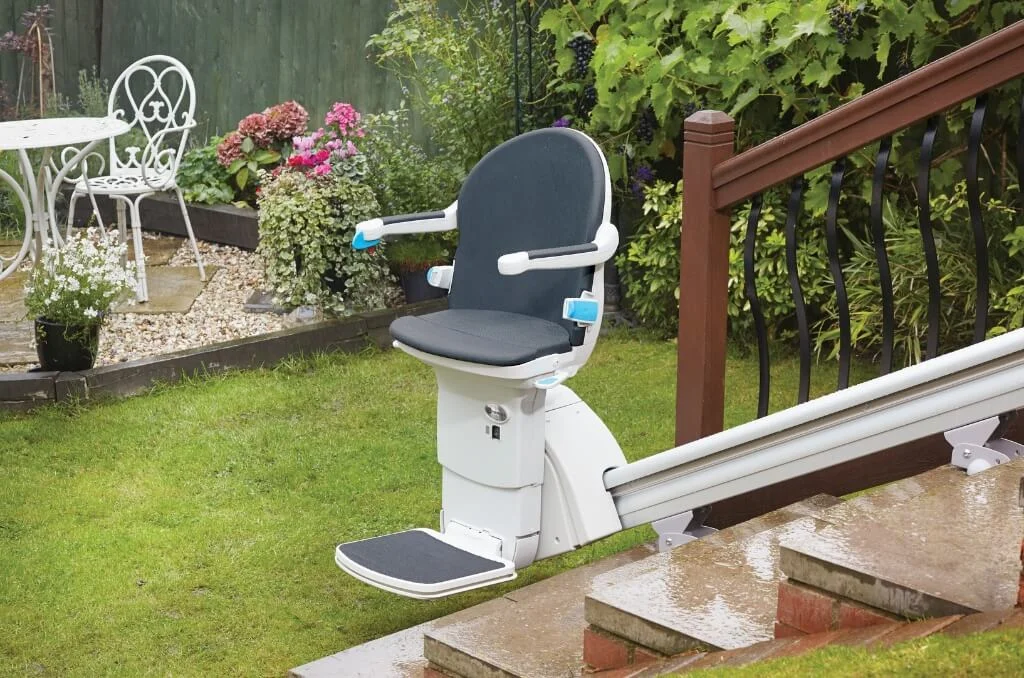 Handicare 1000 Outdoor Straight Stairlift