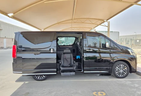 Toyota Granvia BEV Turny Seat